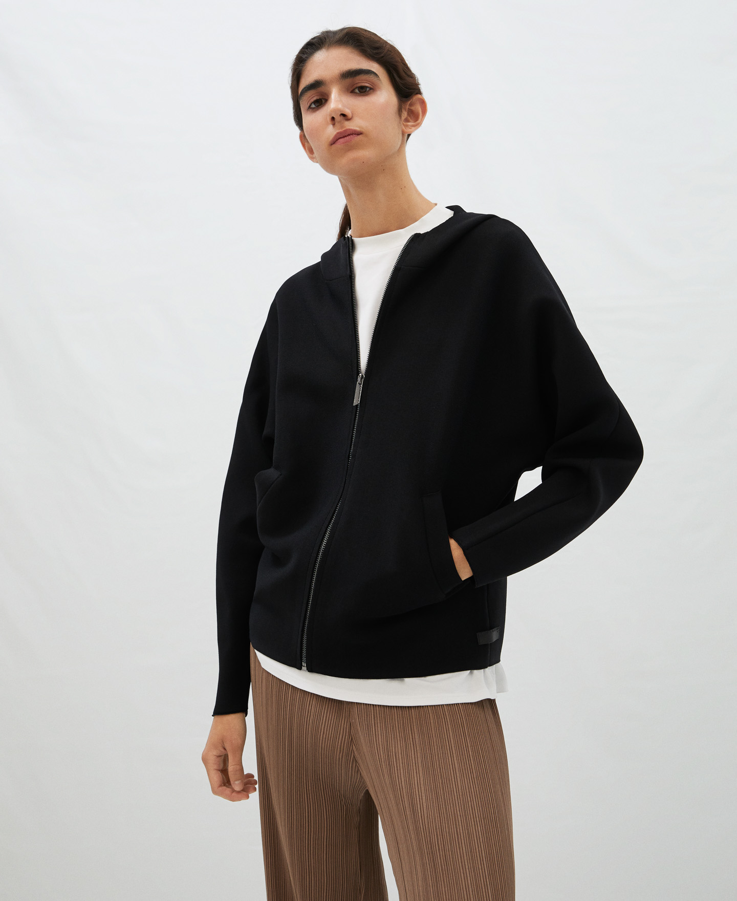 Viscose knitted hoodie image number 0