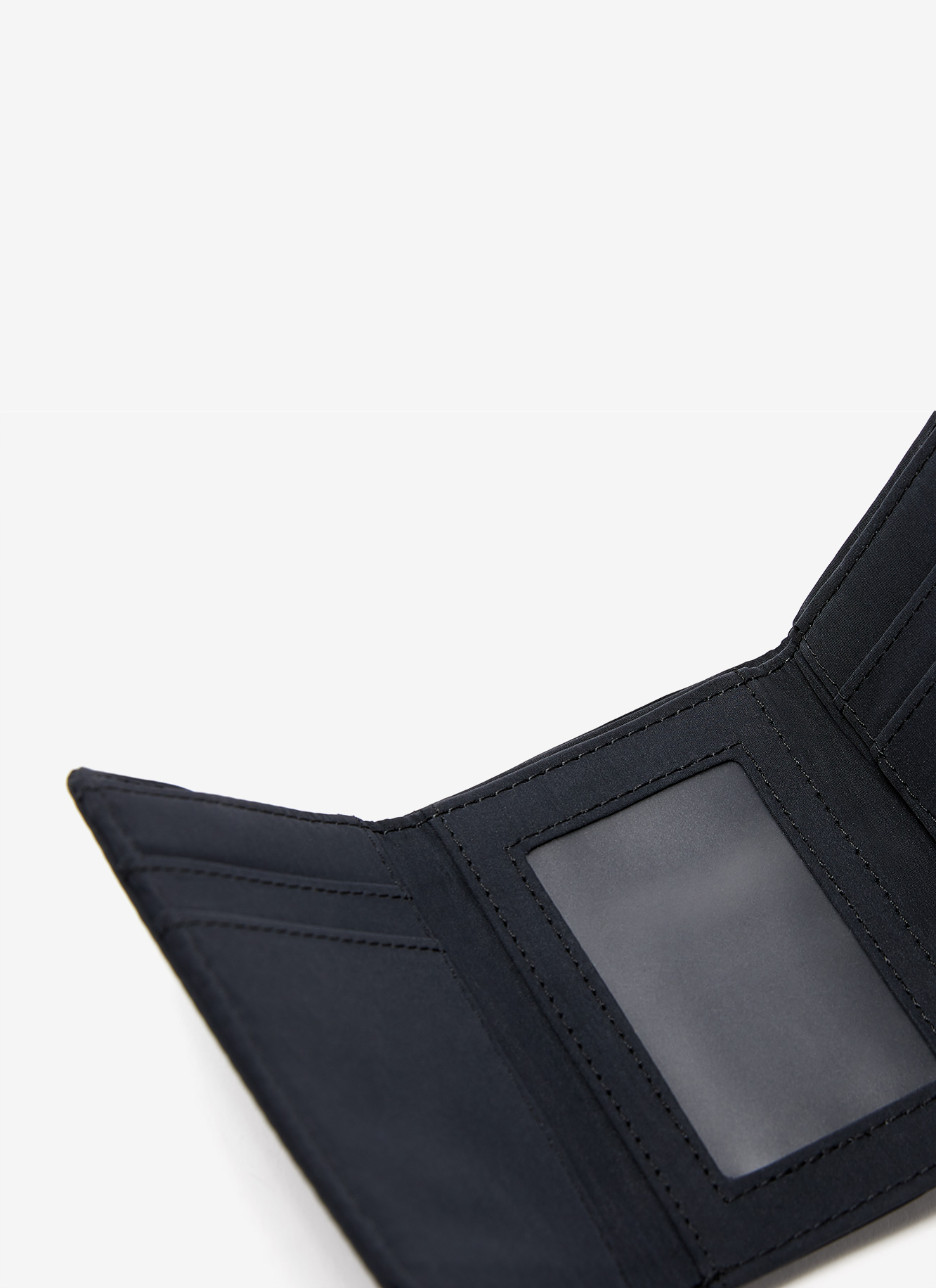 Nylon wallet with elastic band image number 3