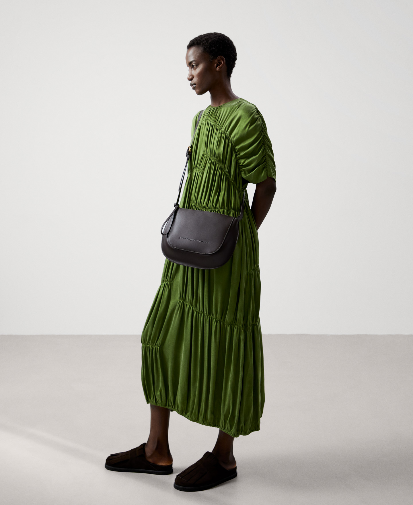 Responsible vachetta shoulder bag image number 5