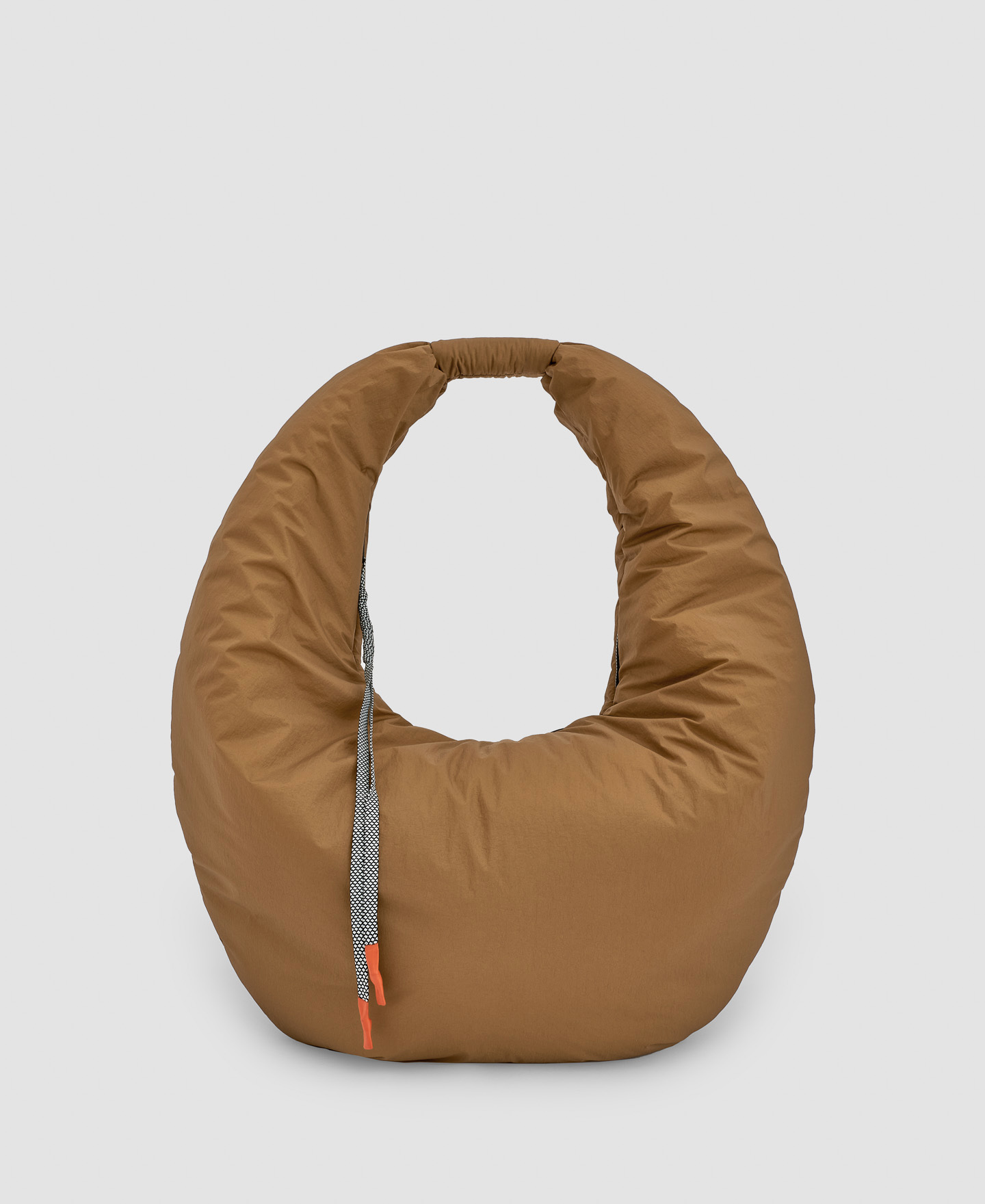 Hobo extra grande en poliéster reciclado image number 0