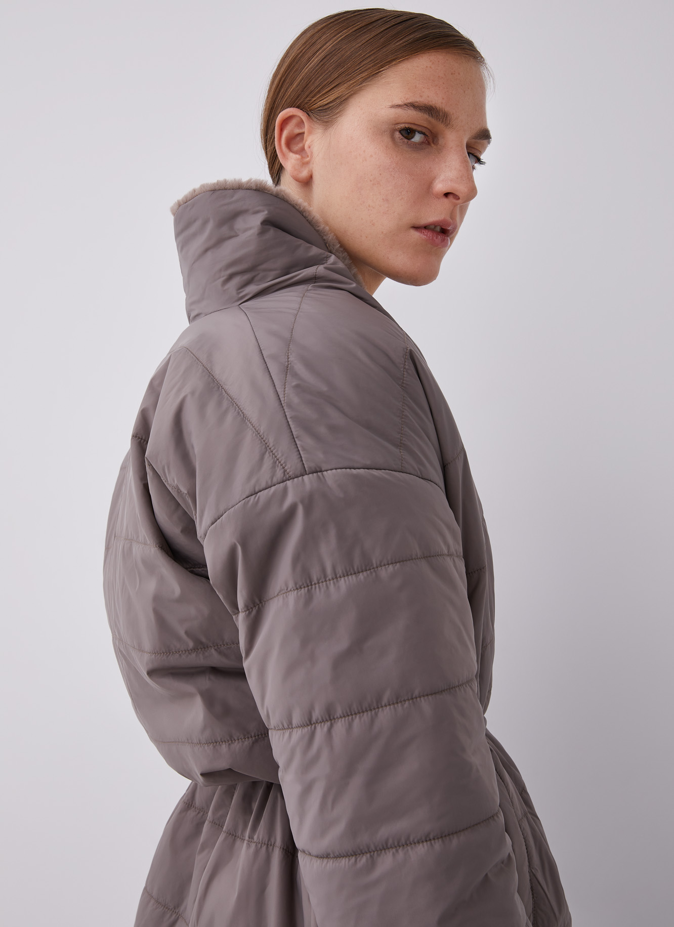 Anorak envolvente reversible image number 2