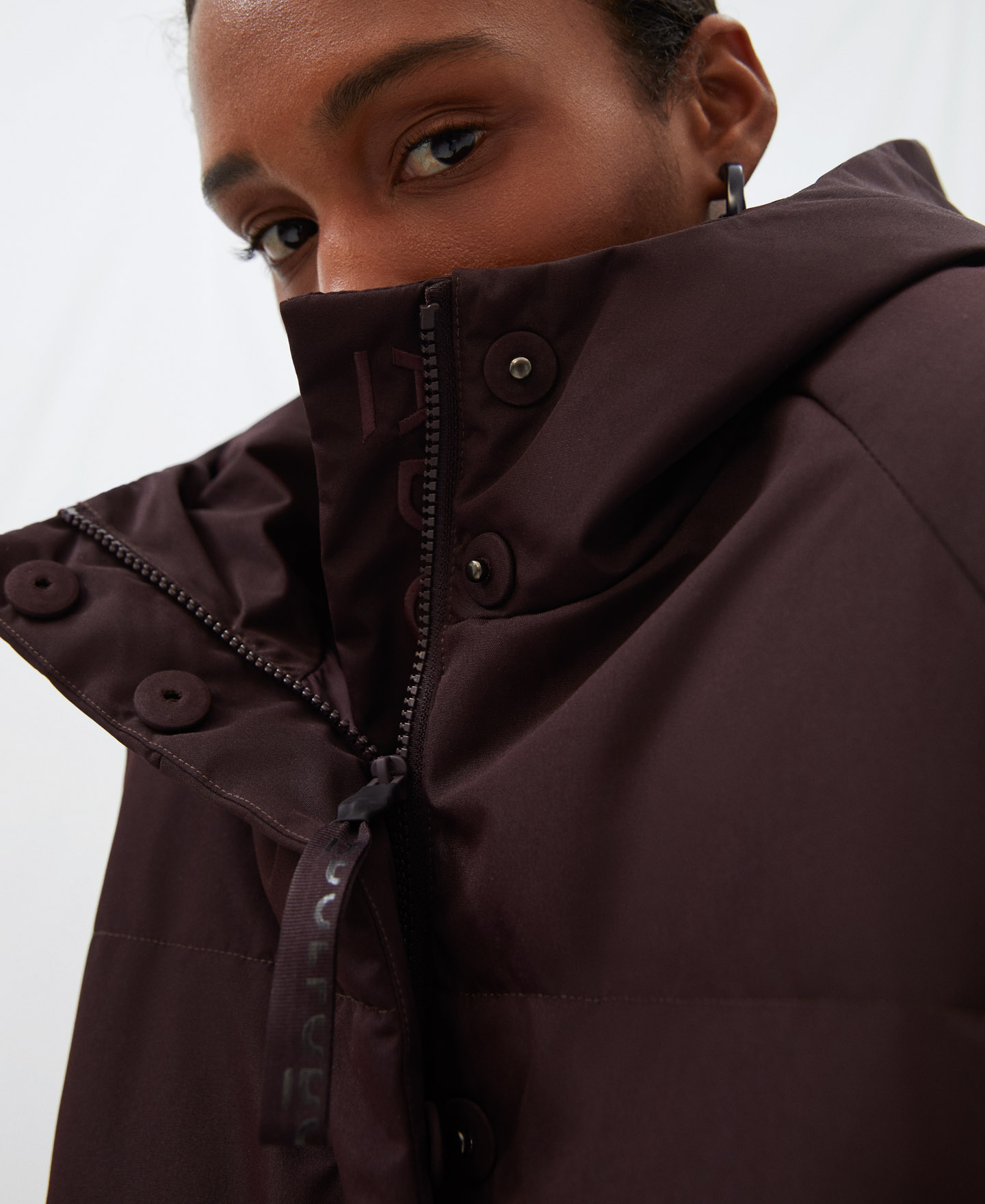 Long padded jacket with hood image number 3
