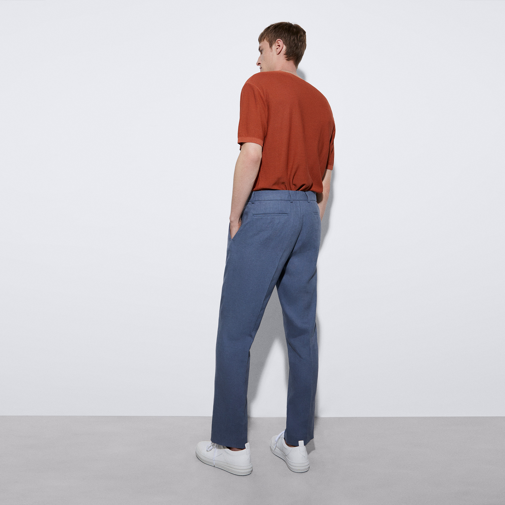 European responsible linen pants image number 2