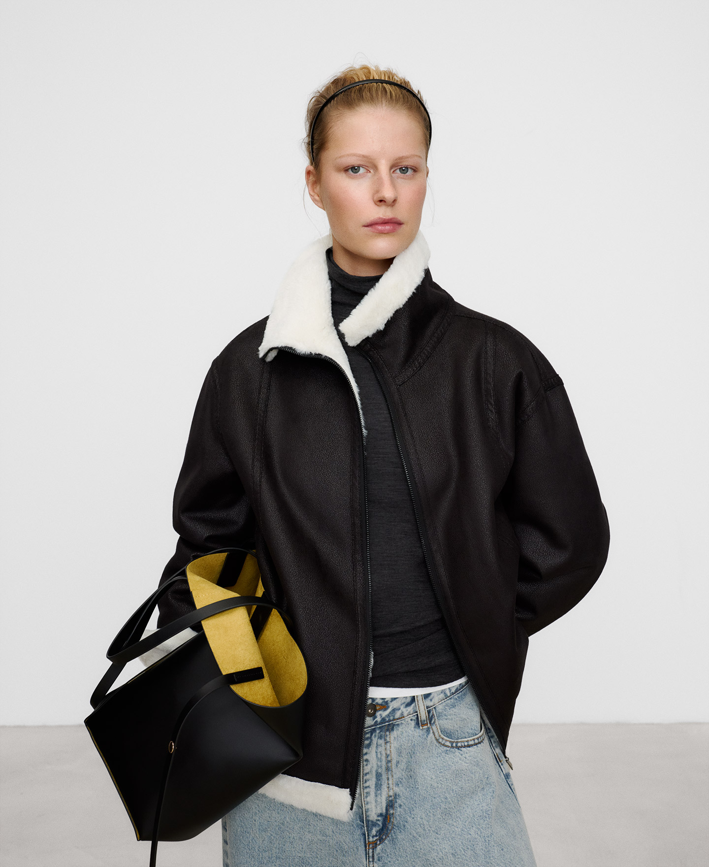 Leather-Non-Leather double-faced jacket image number 0