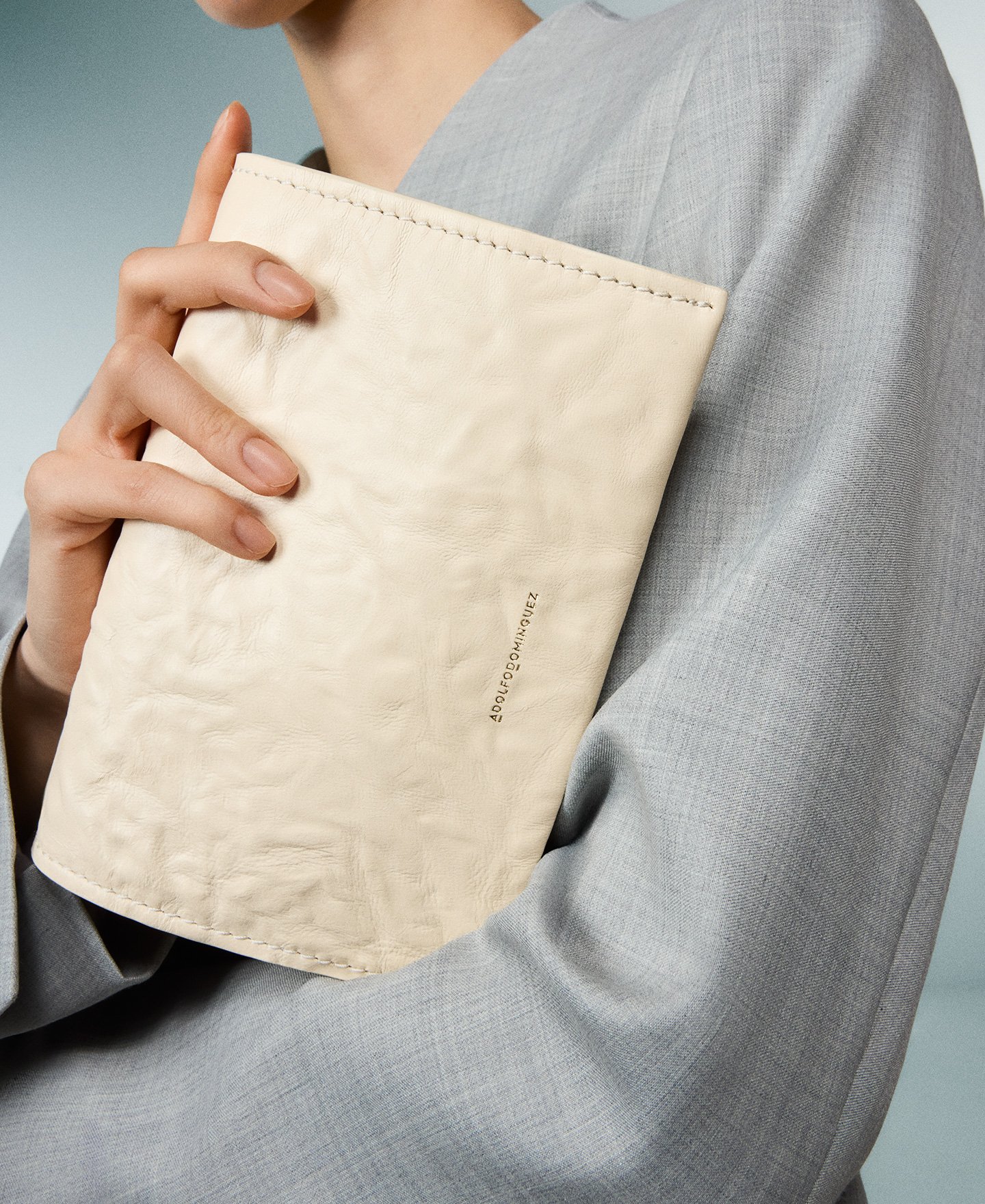 Ori&oacute;n washed leather crossbody image number 7