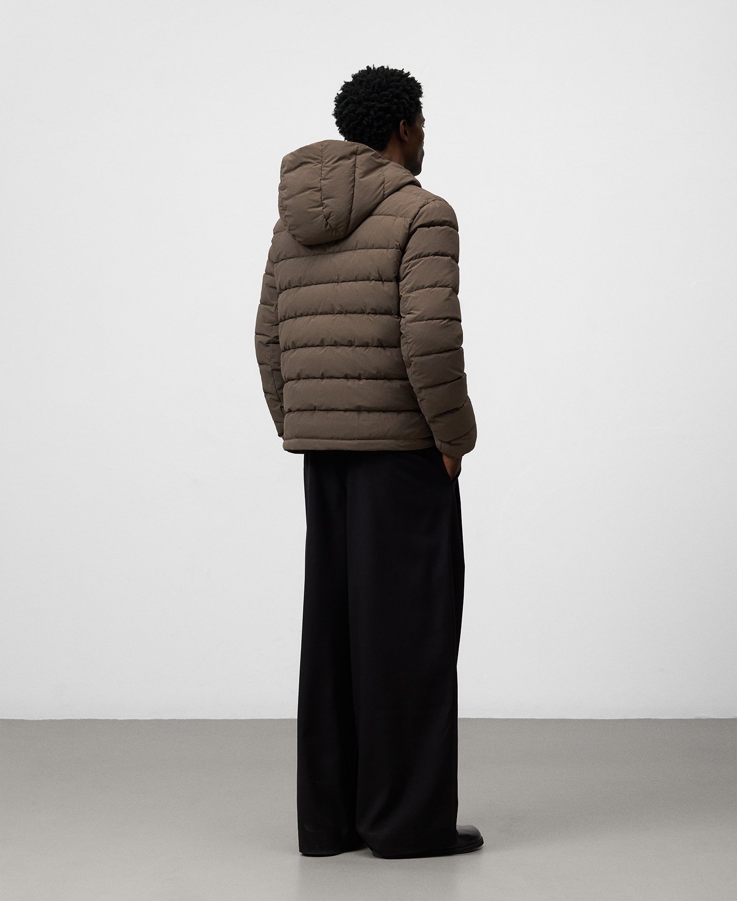 Lightweight padded jacket man image number 2