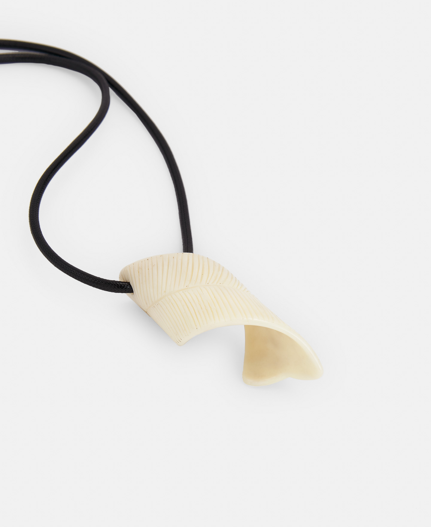 Resin twist pendant image number 1