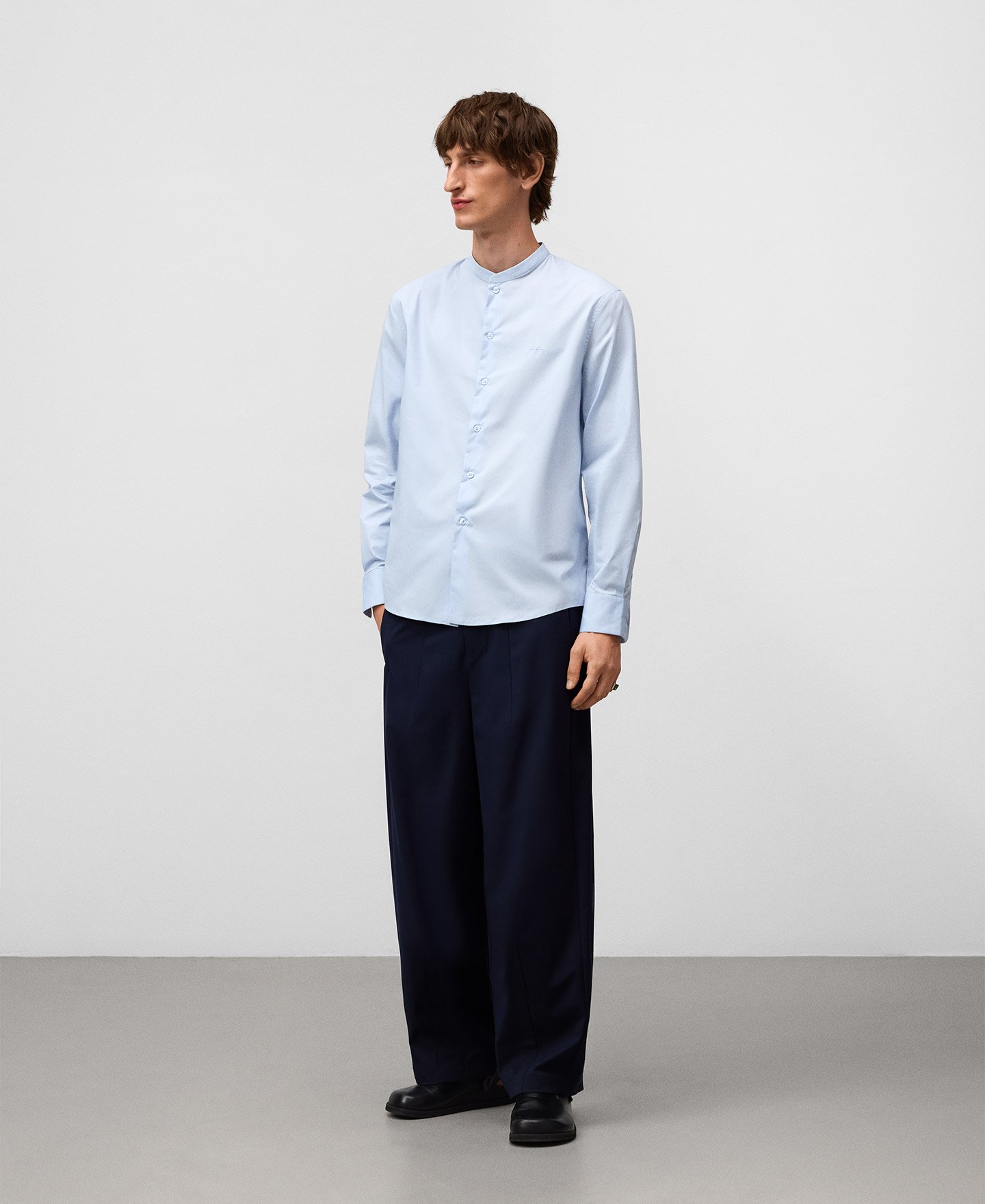 Chemise regular fit à col mao homme image number 1