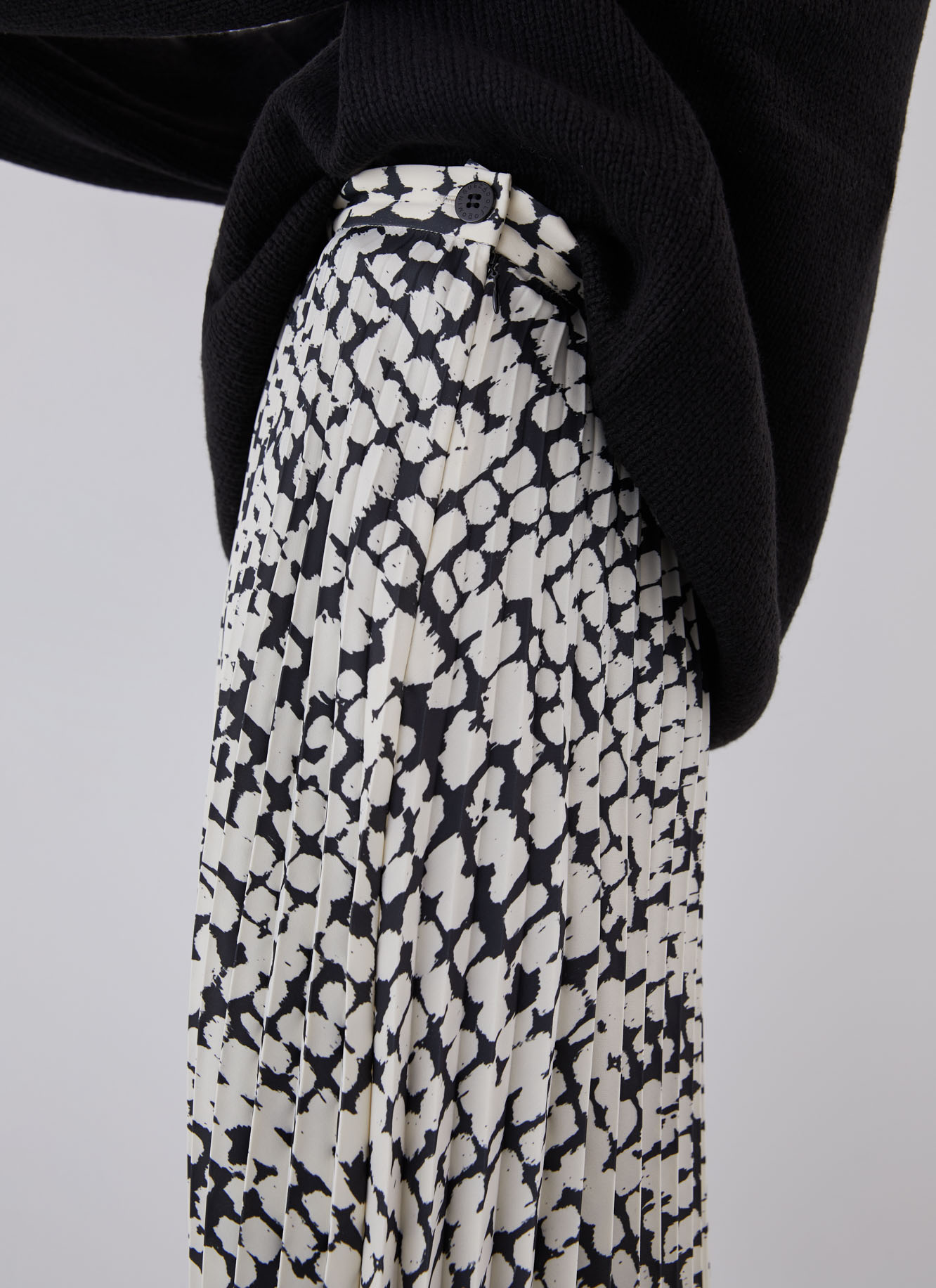 Falda midi de crinkle estampada image number 2