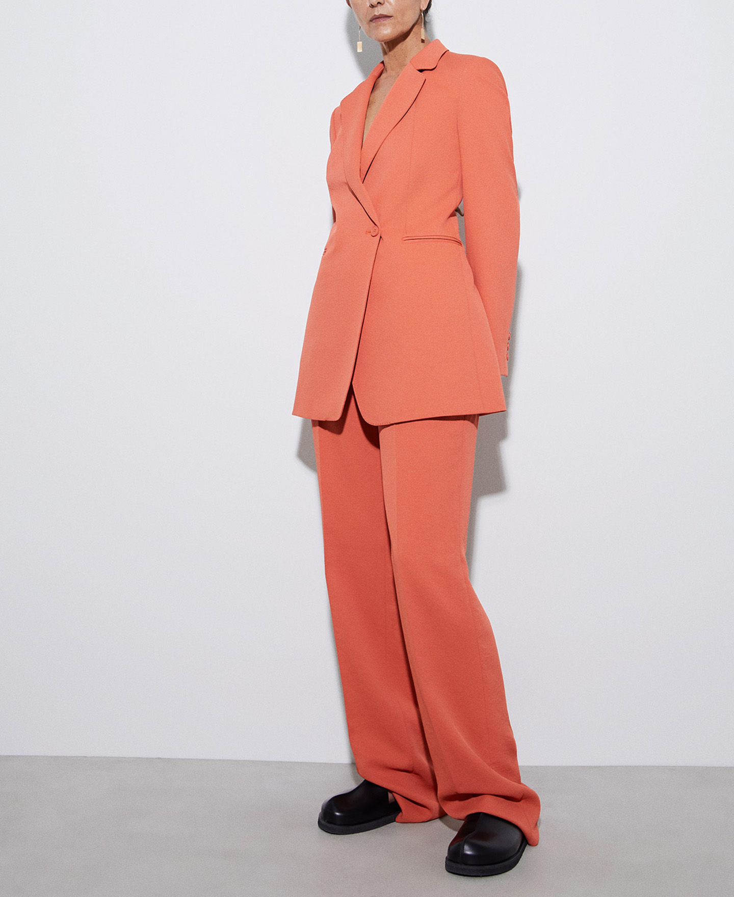 Blazer larga pespuntes vistos image number 1
