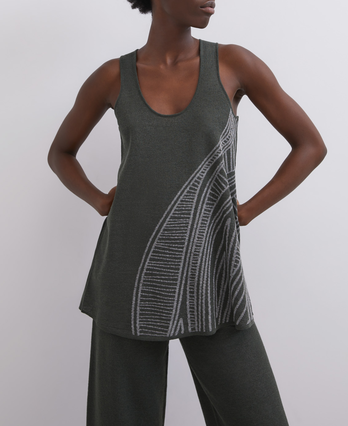 Green top in linen jacquard image number 0