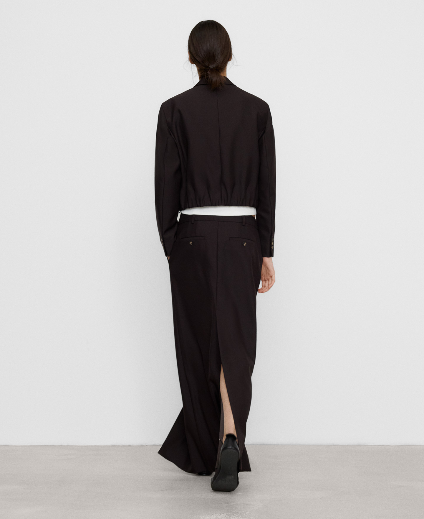 Tailored long skirt image number 2