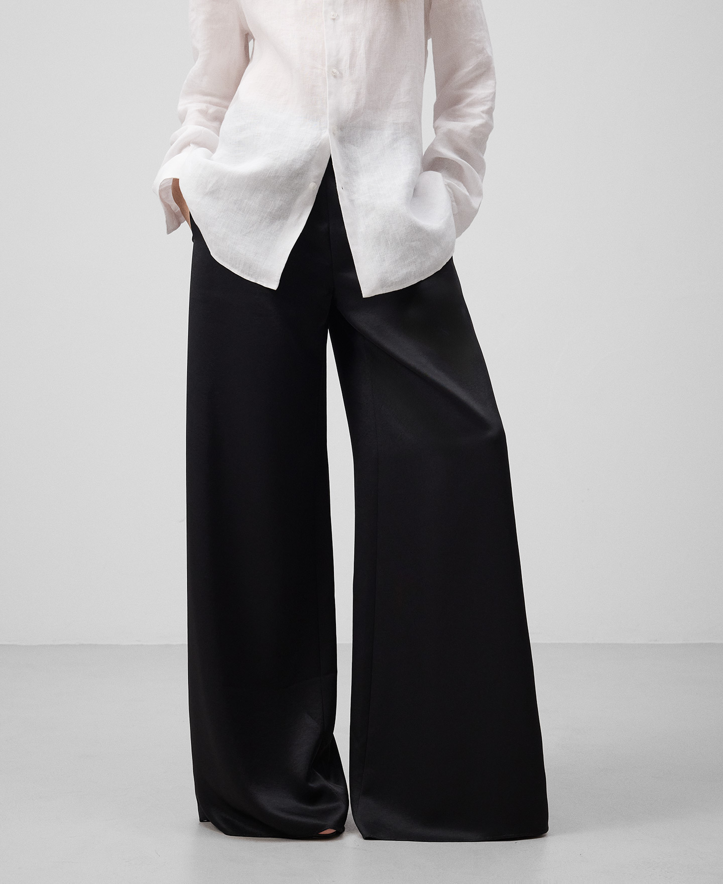 Pantalon palazzo noir pour femme image number 0