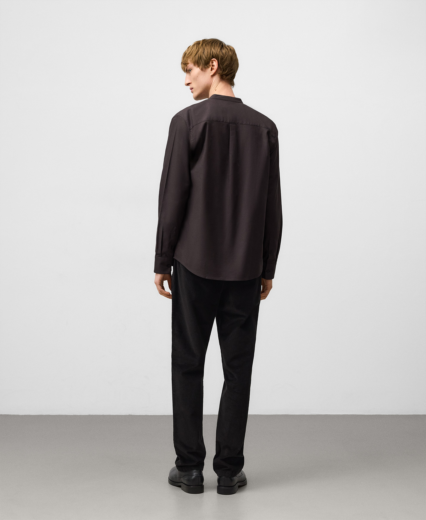 Regular fit Mandarin collar shirt man image number 2