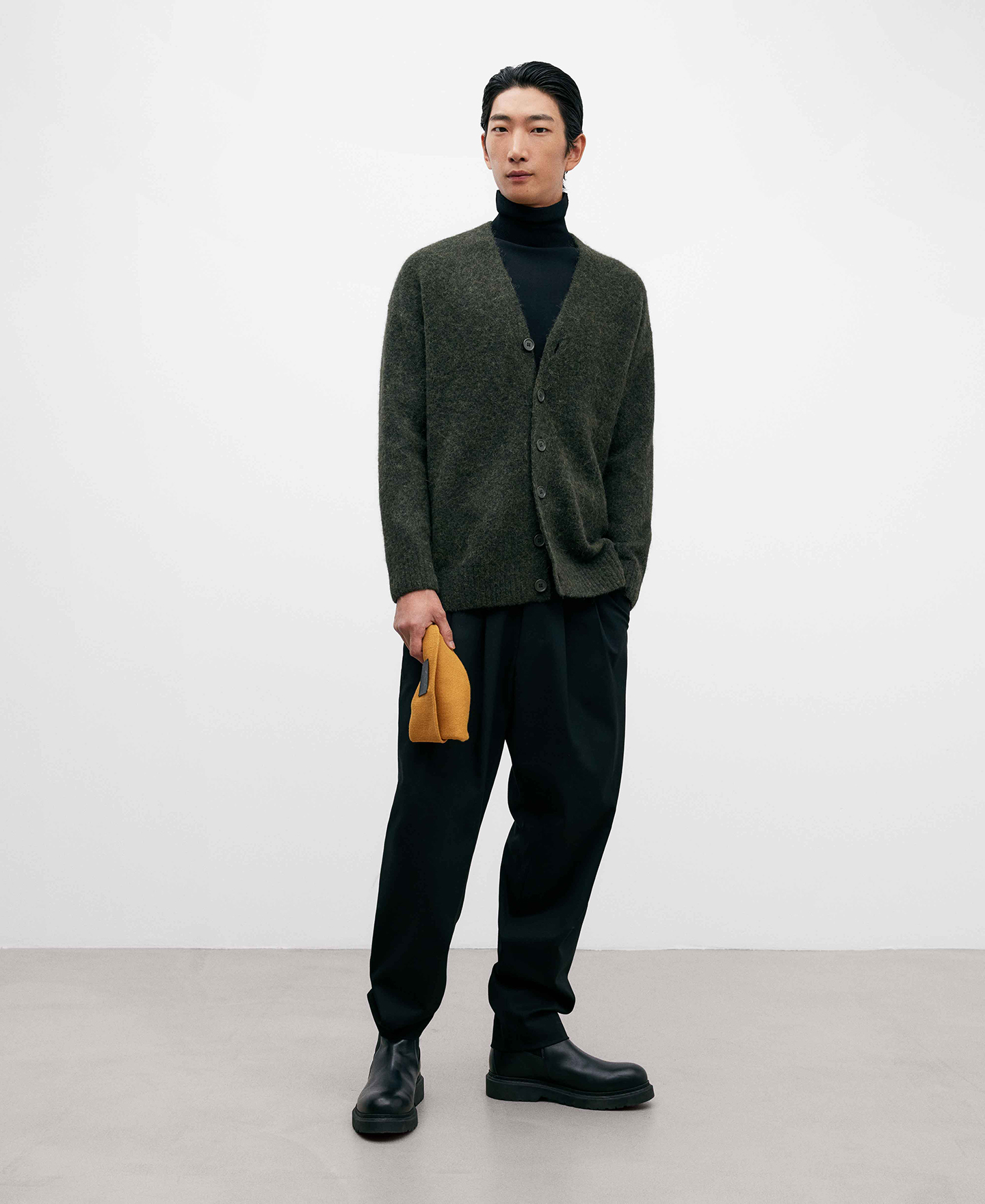 Green alpaca knit cardigan for men image number 1