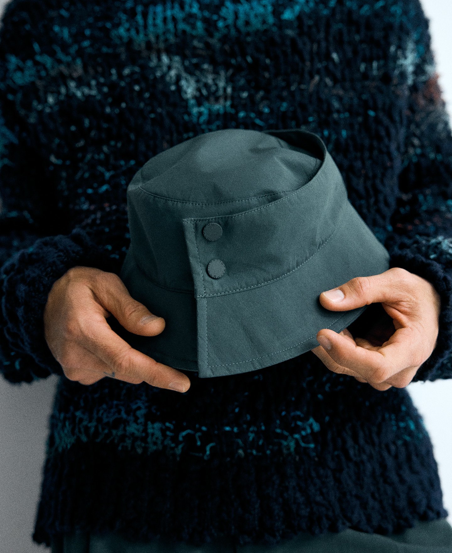 Sombrero bucket impermeable hombre image number 3