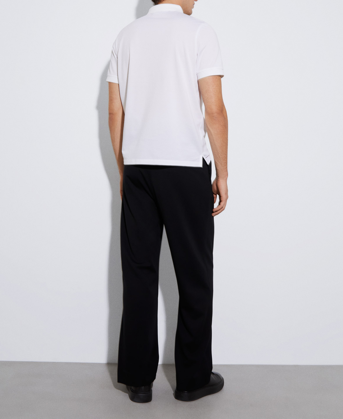 Structured cotton polo shirt image number 2