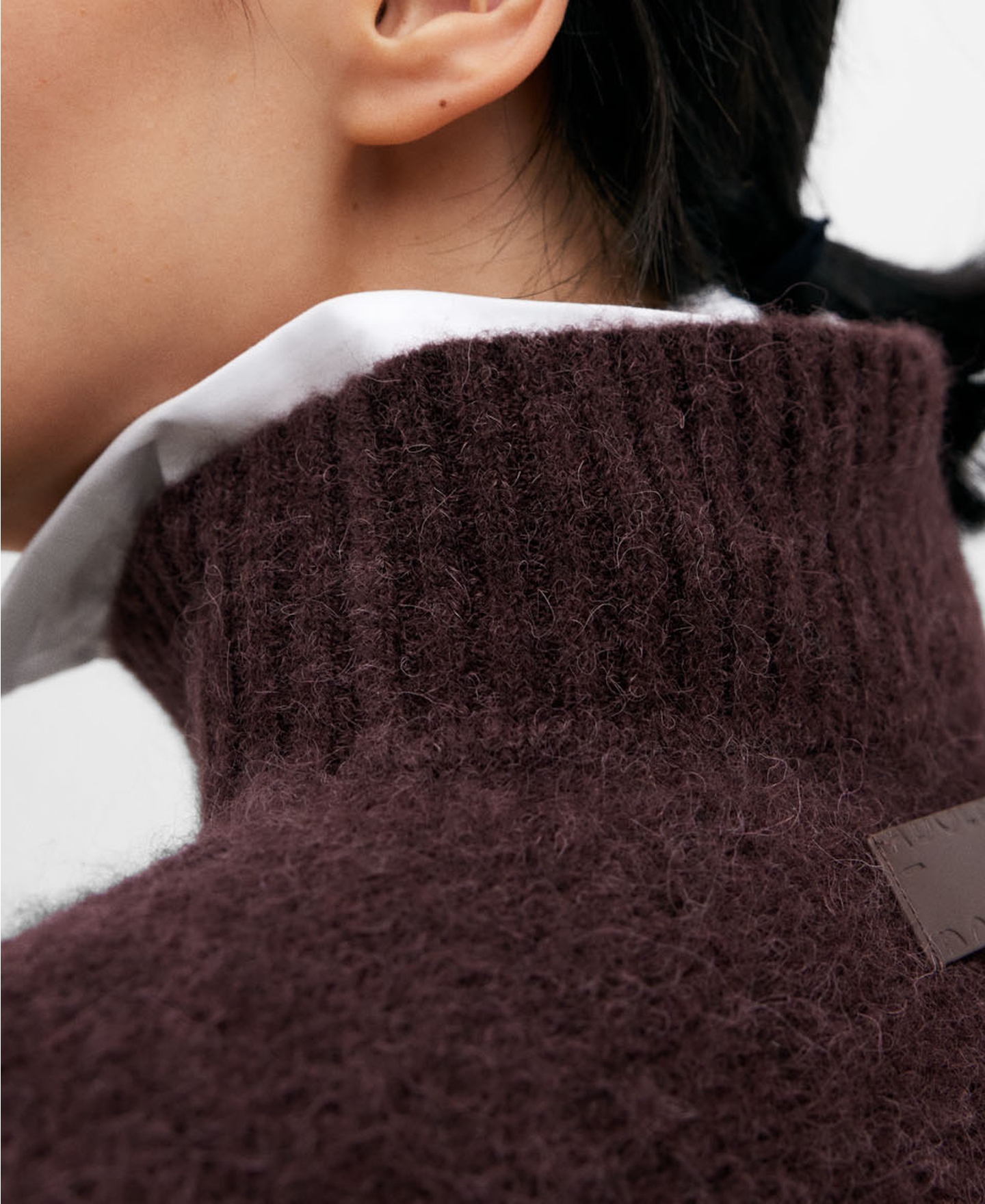 Perkins collar sweater for women image number 3