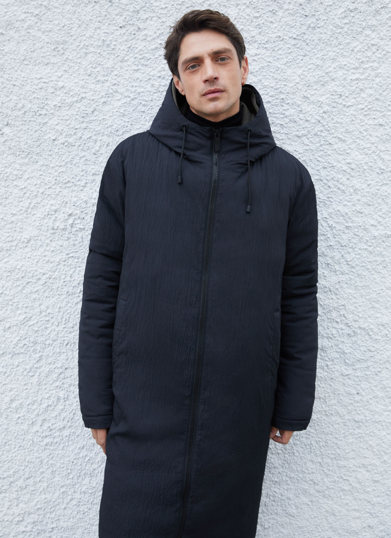 Long wrinkled parka image number 0