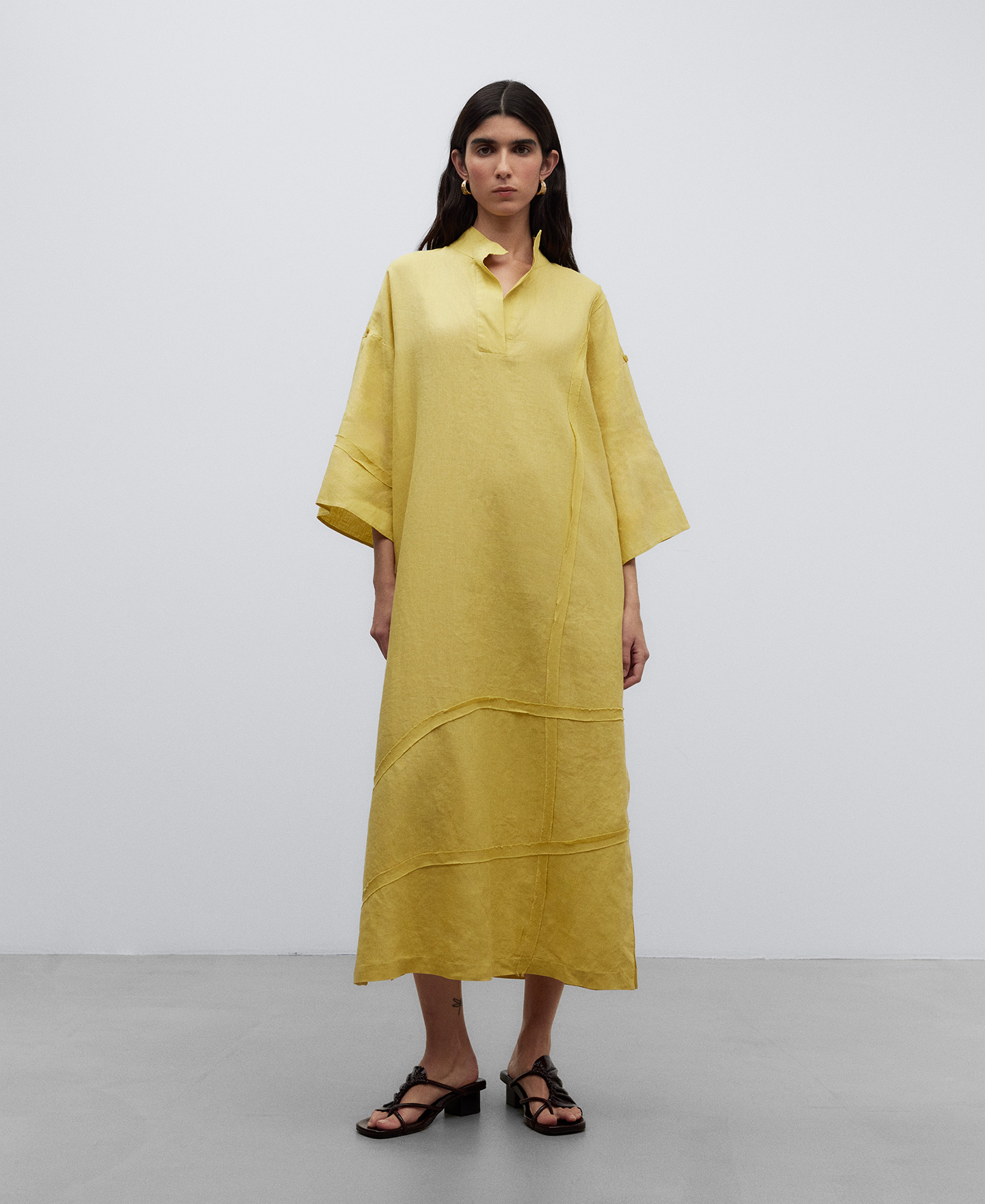 European linen yellow kaftan woman image number 1