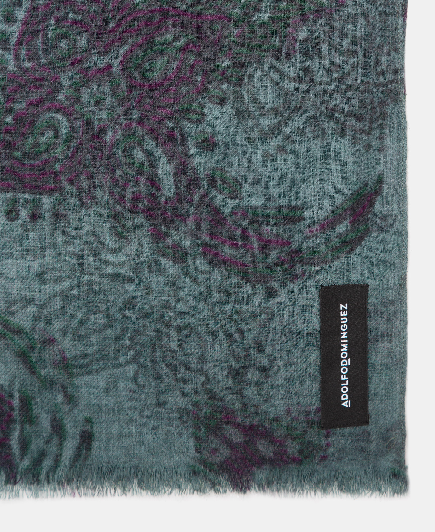 Merino wool printed scarf image number 1