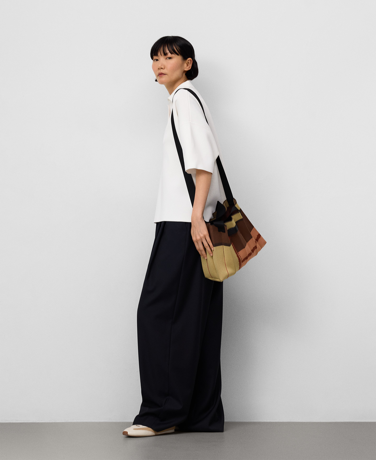 Printed knit pleated shopper bag woman image number 4
