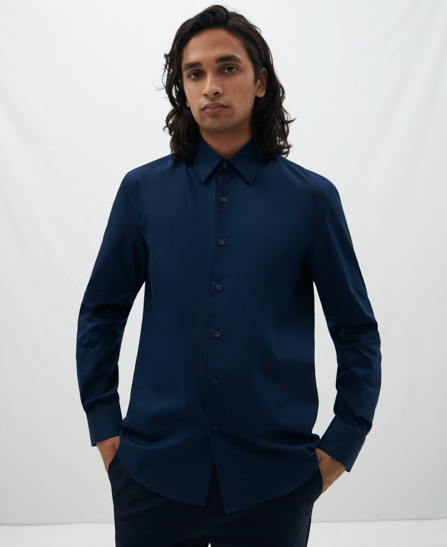 Cutaway collar cotton shirt image number 0