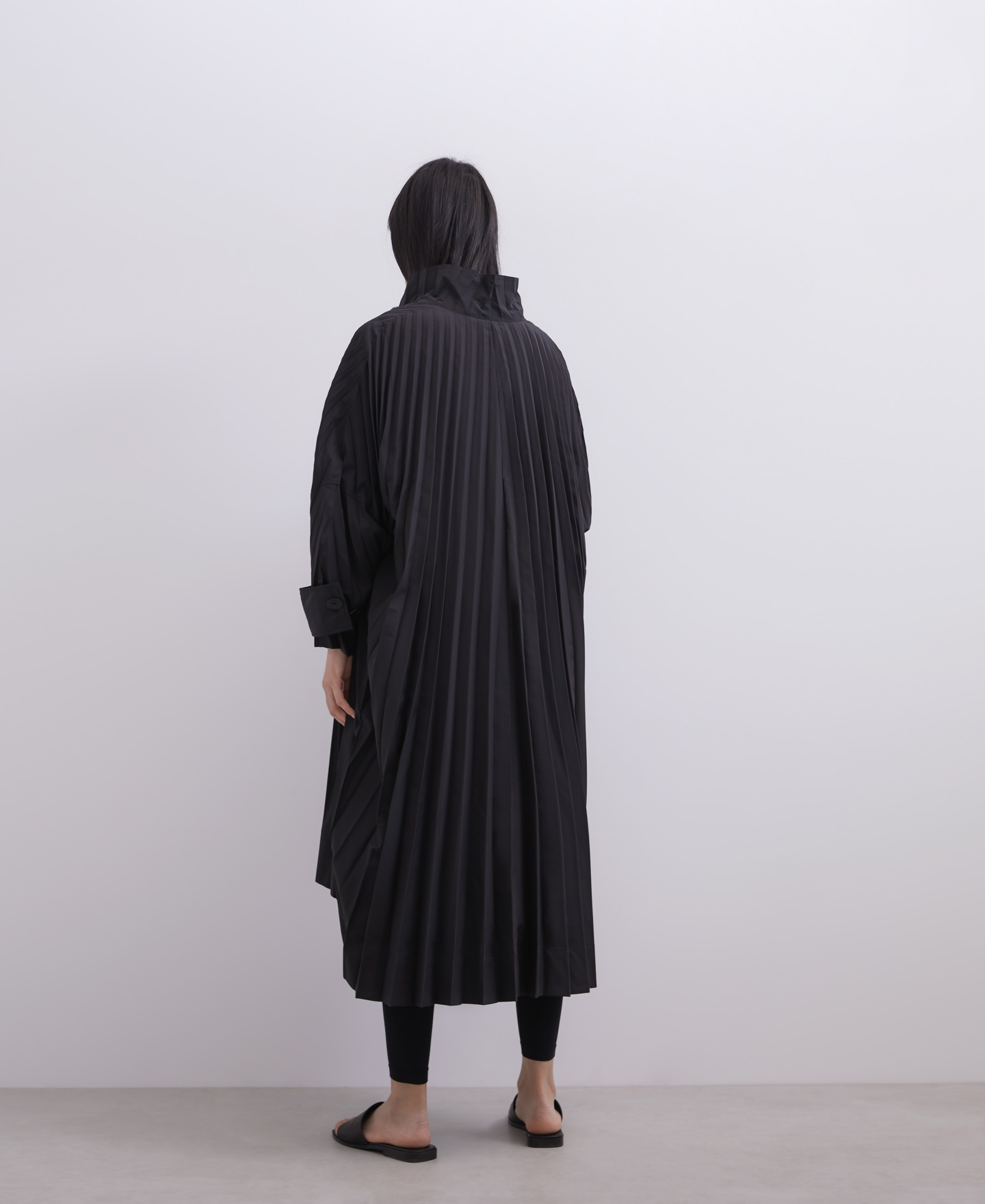 Gabardina fluida en crinkle image number 1