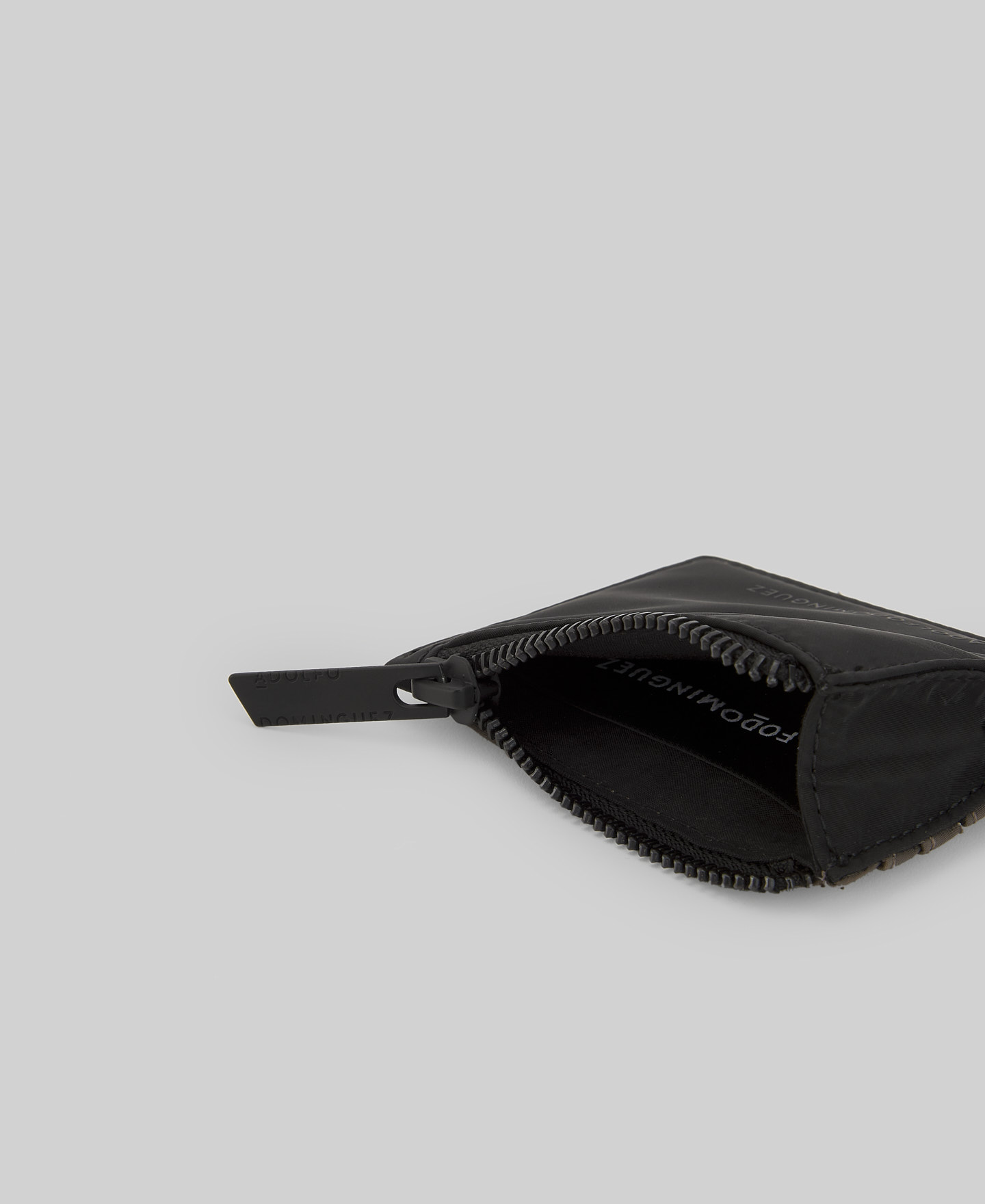 Nylon wallet with card holder man image number 2