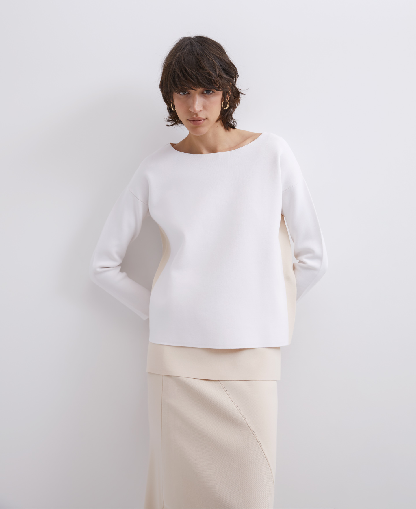 Two-colored cerrojillo knit sweatshirt image number 0