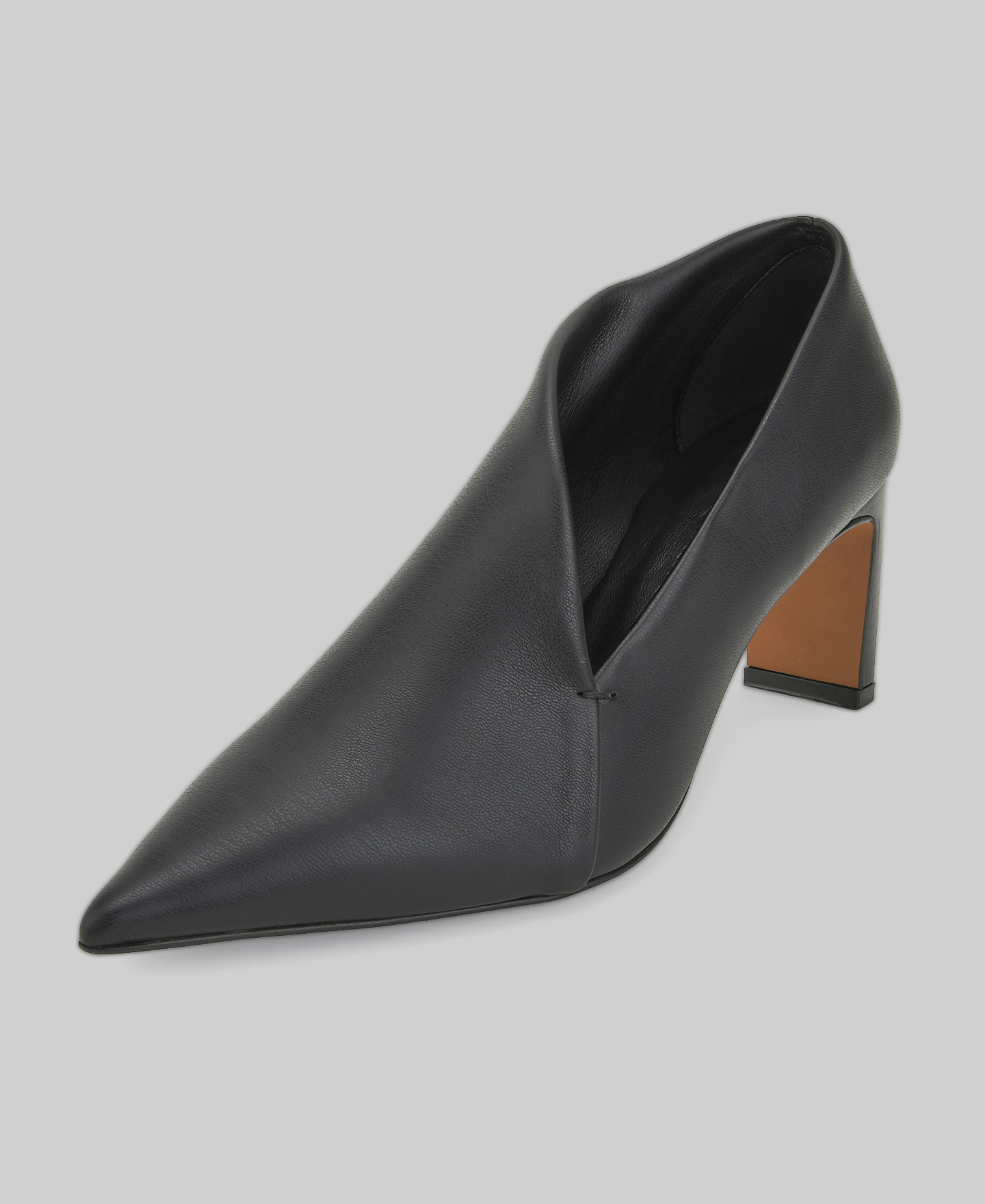 Zapato salón abotinado image number 3