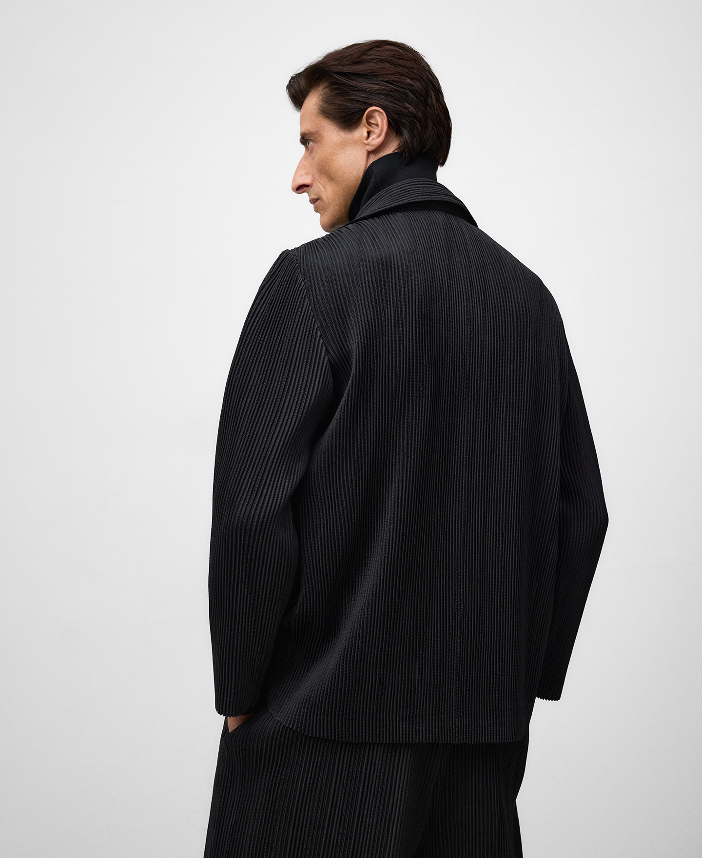 Crinkle blazer man image number 2