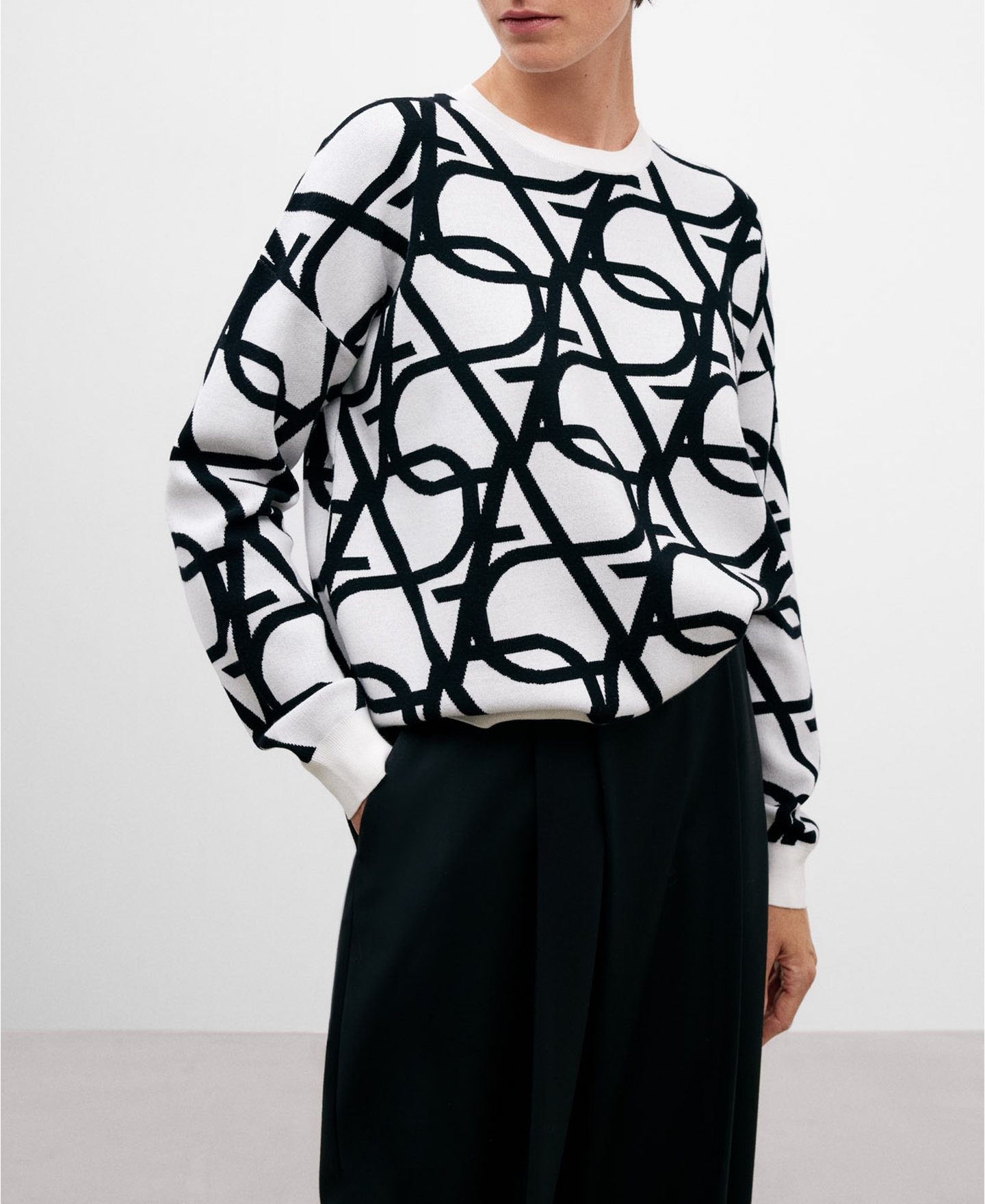 Black/cream jacquard sweatshirt women image number 0