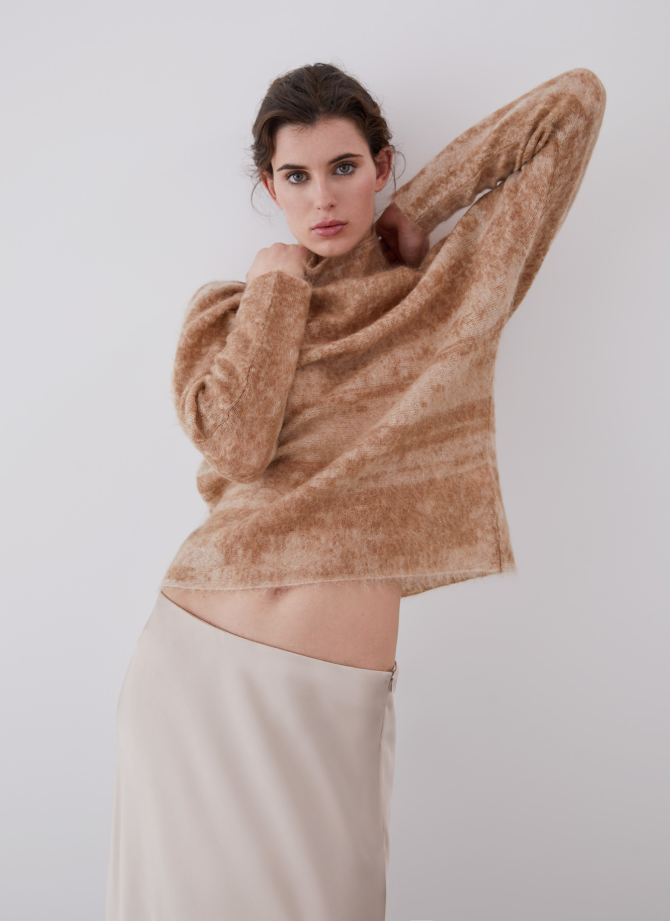 Jersey de mohair con cuello perkins image number 4