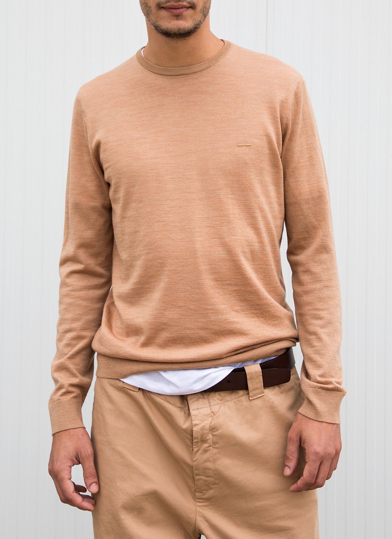 Jersey cuello caja en lana merino image number 5