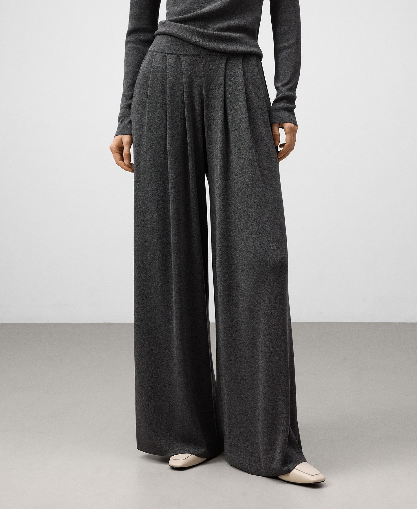 Metallic knit wide-leg trousers woman image number 0