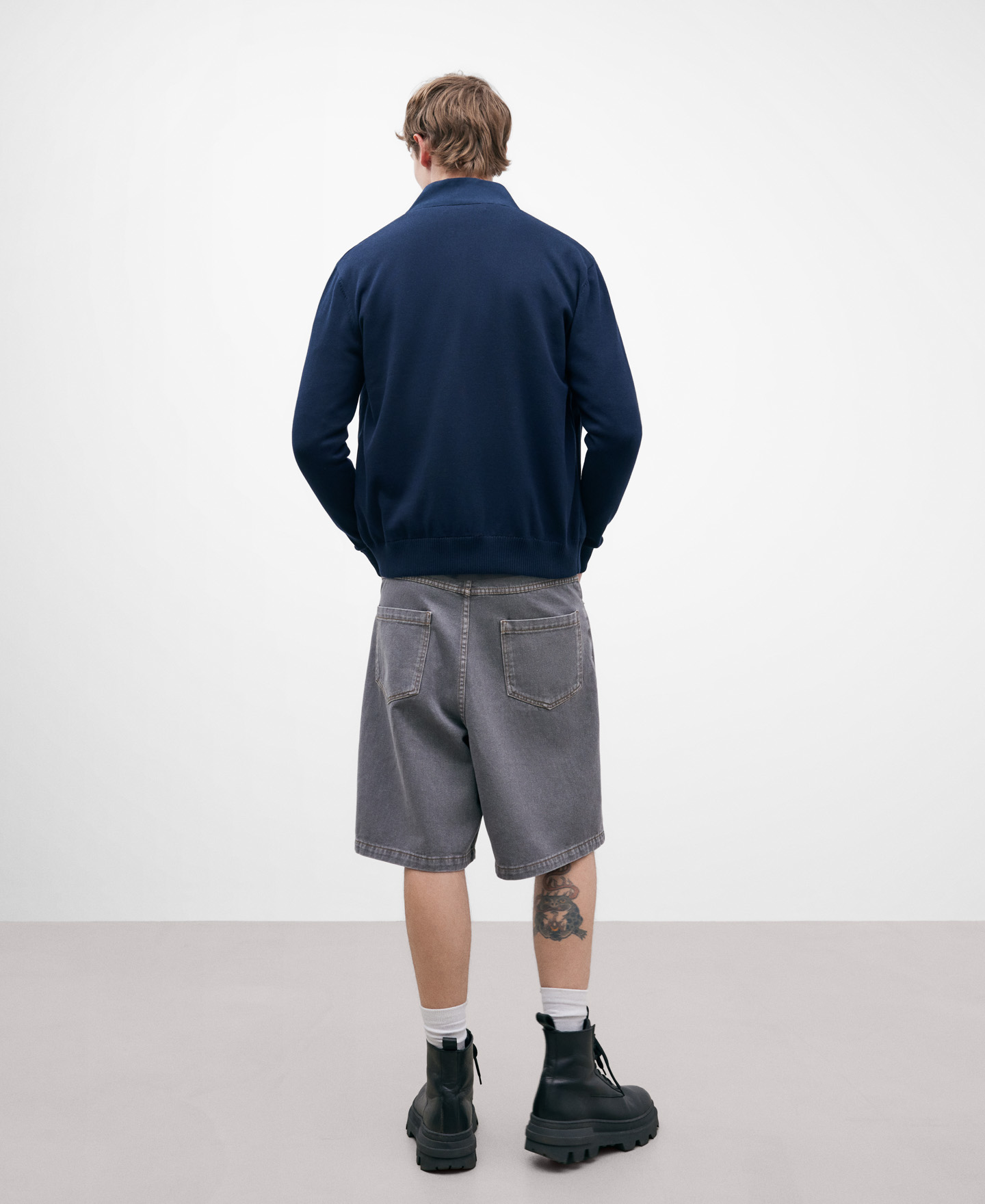 Blue cotton cardigan for men image number 2