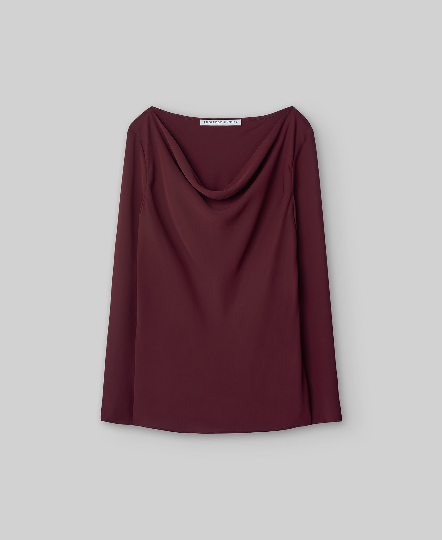 Top cuello drapeado mujer image number 4