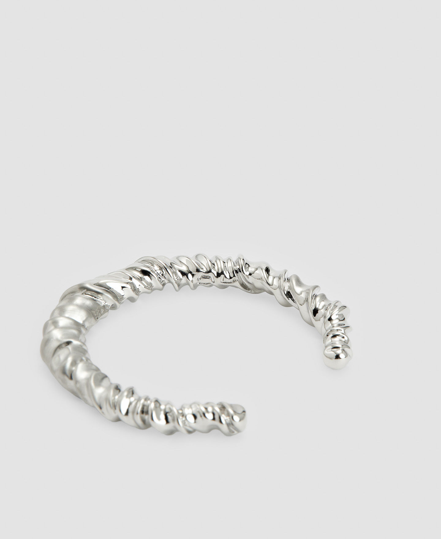 Pulsera enroscada en zinc y resina image number 2