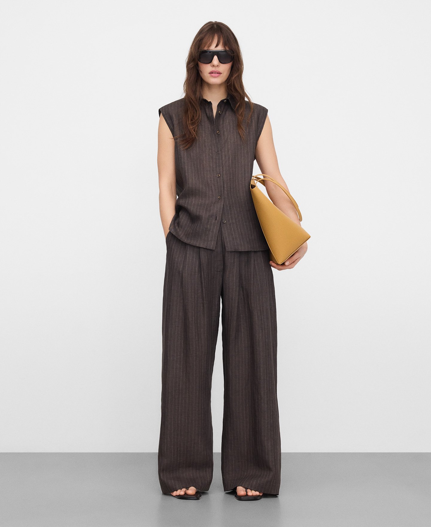 Pantal&oacute;n recto rayas lino europeo image number 1