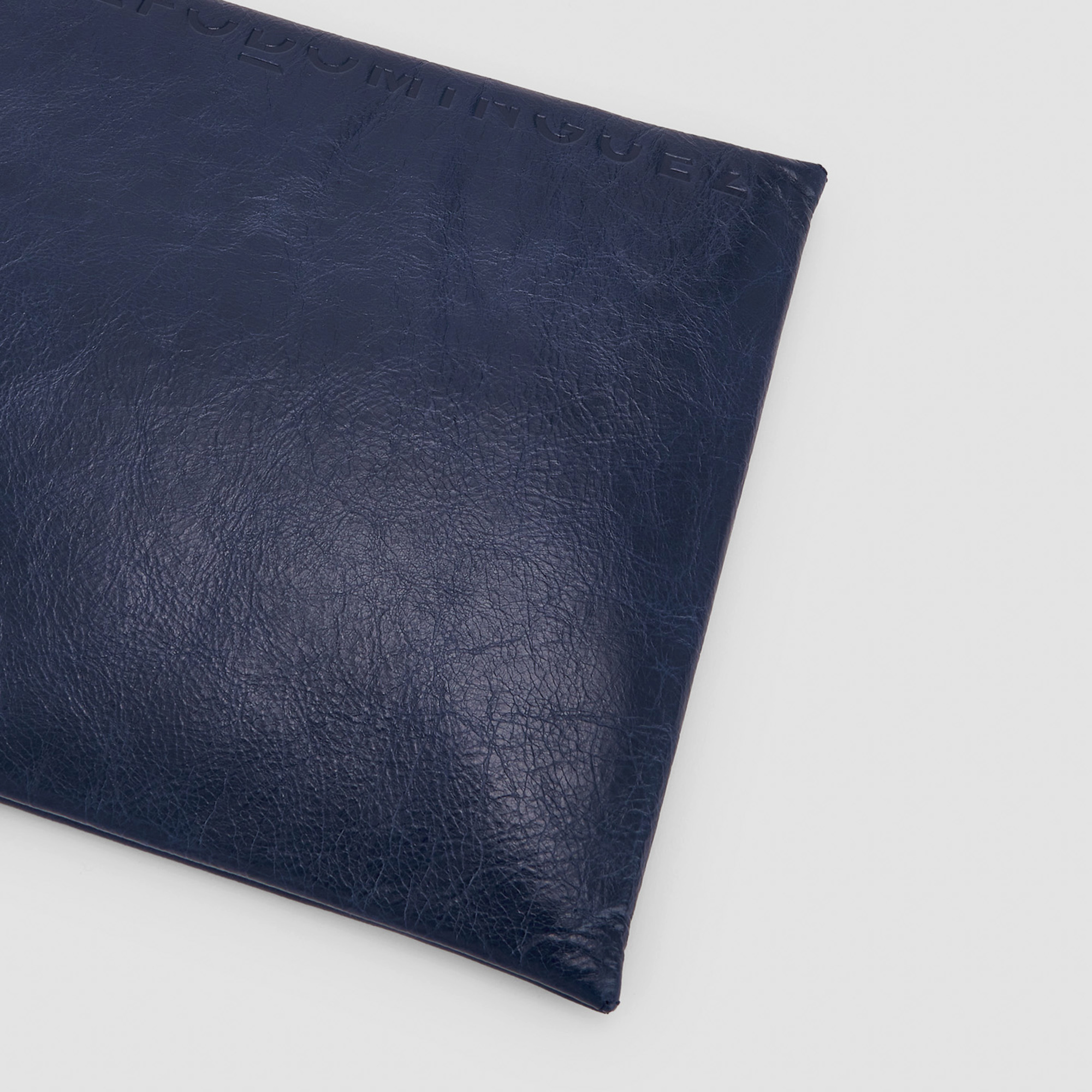 Responsible leather laptop case image number 2
