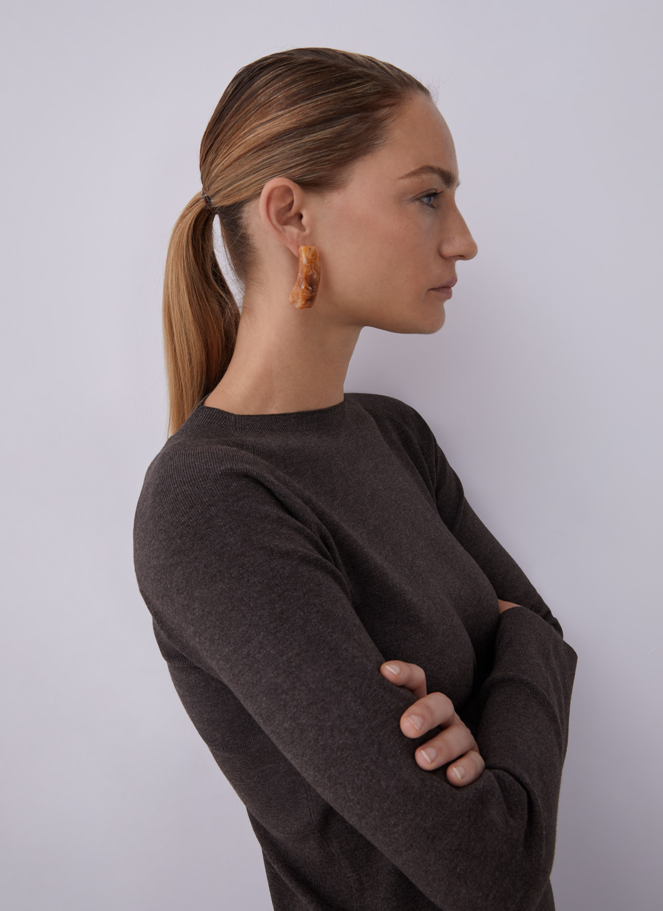Viscose perkings collar sweater image number 2