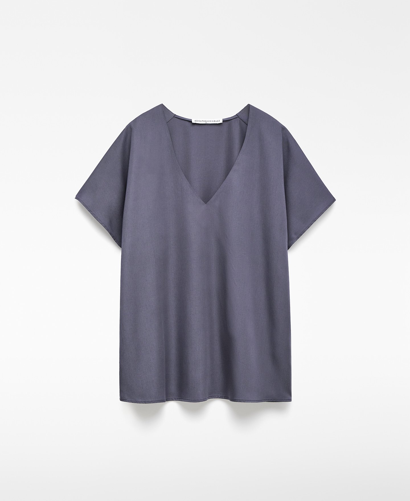 Top recto cuello pico mujer image number 4