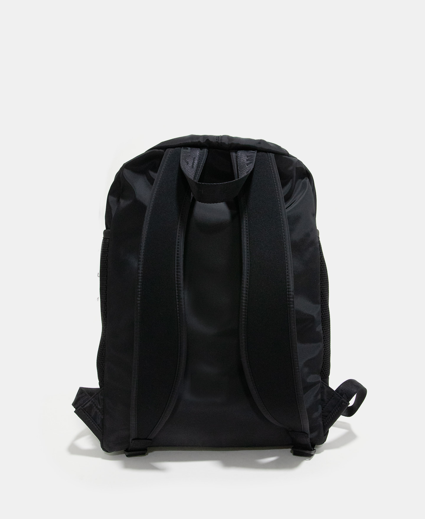 Mochila cierre estrangulador en nylon image number 2
