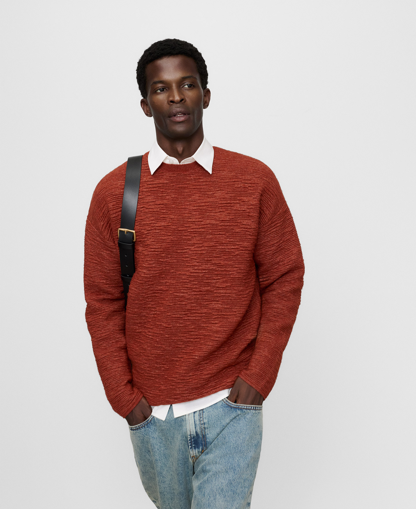 Irregular texture crew collar sweater image number 0