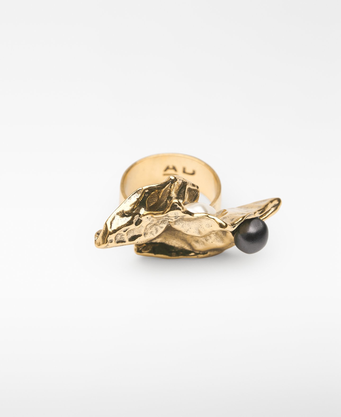 Metal maxi ring with pearl woman image number 0