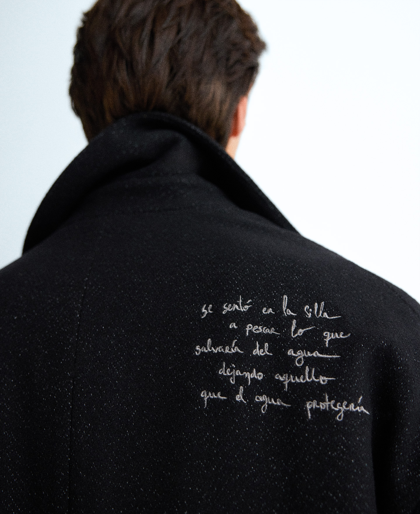 Oversize tailored embroidered coat man image number 2