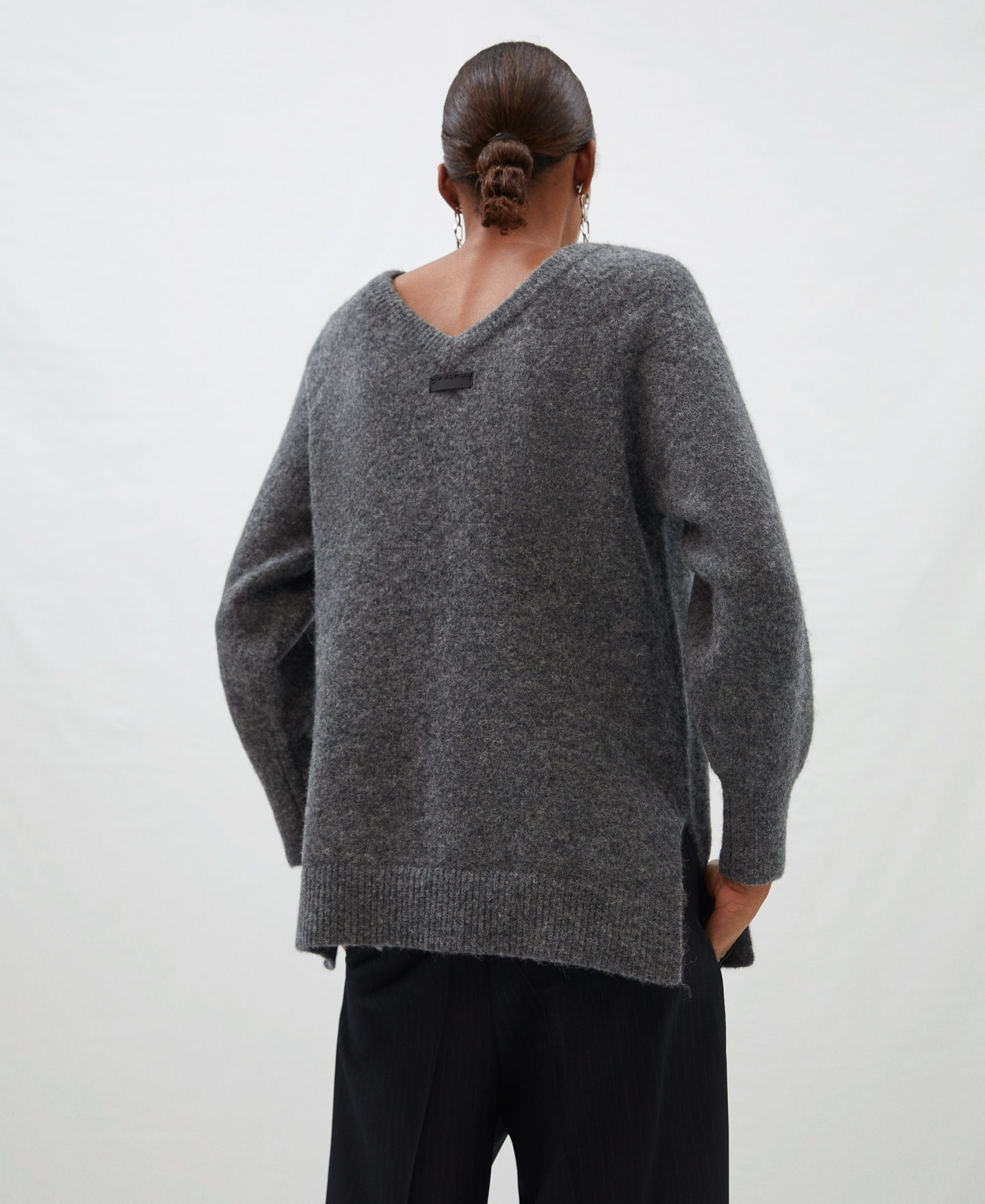 Double neckline wool and alpaca sweater image number 2