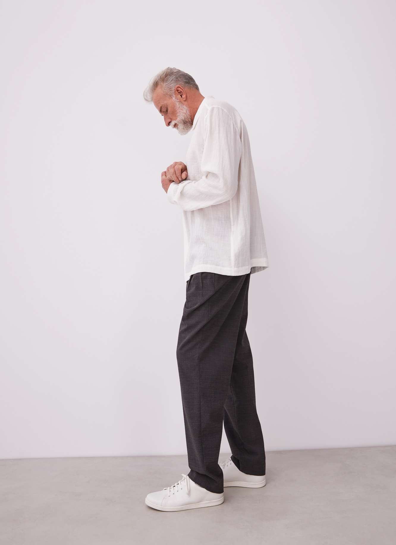 Single button crinkle shirt image number 4