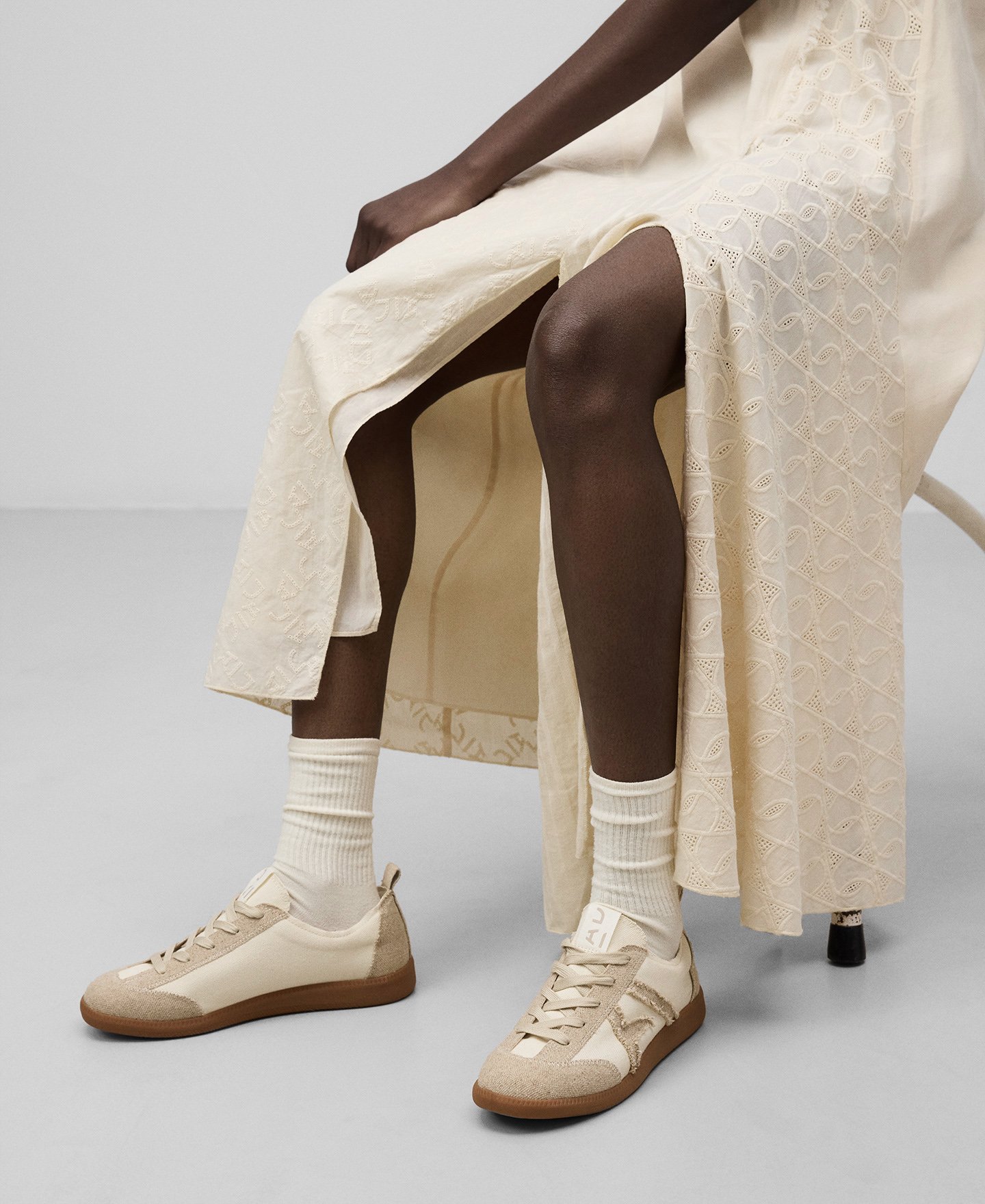Linen and cotton maxi logo sneaker woman image number 3